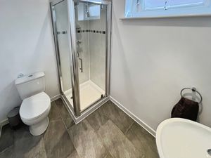 En suite- click for photo gallery